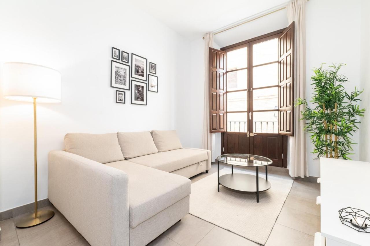 Moderno Apartamento Centro de Granada 2 Bagian luar foto