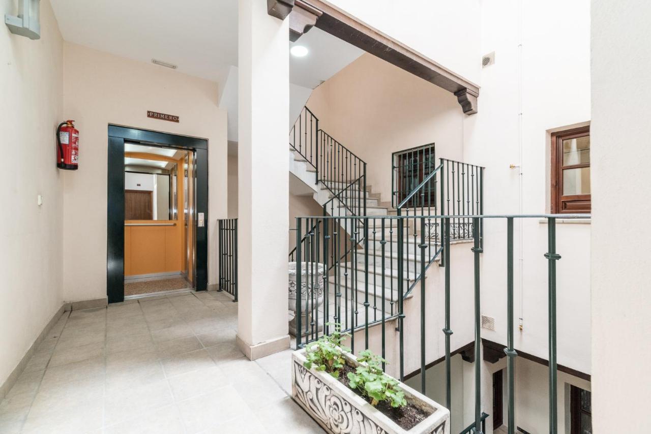 Moderno Apartamento Centro de Granada 2 Bagian luar foto